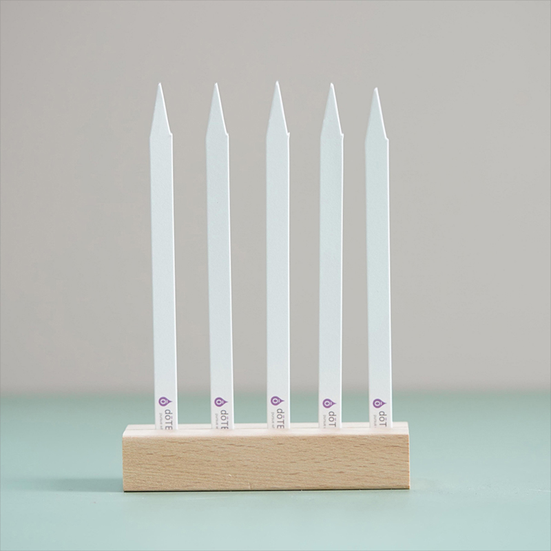 1Pcs Wood Table Perfume Essent - đánh giá và giá Desk Setup Essentials