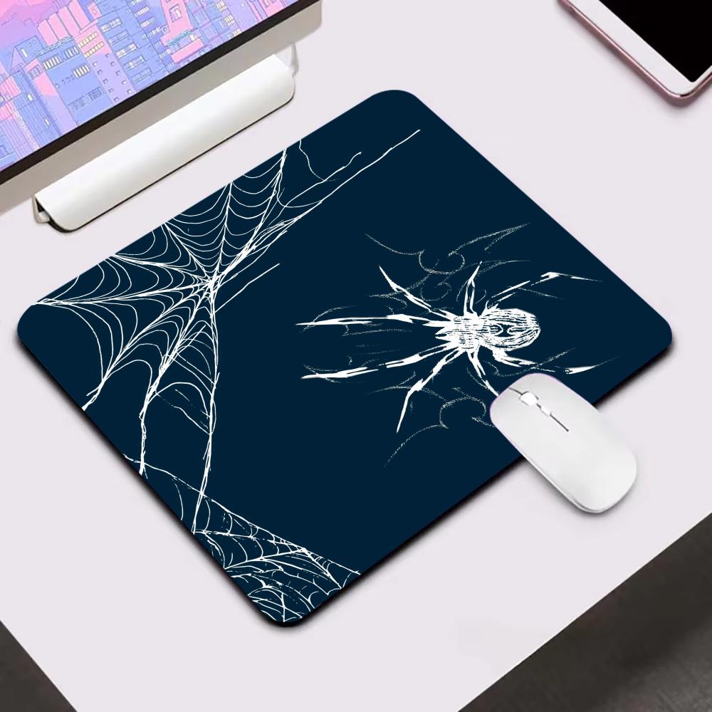 Spider web Mouse Pad Black Squ - đánh giá và giá Desk Setup Black