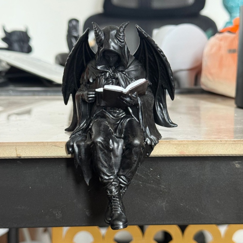 Gothic Demon Reading Book Shel - đánh giá và giá Desk Setup Black